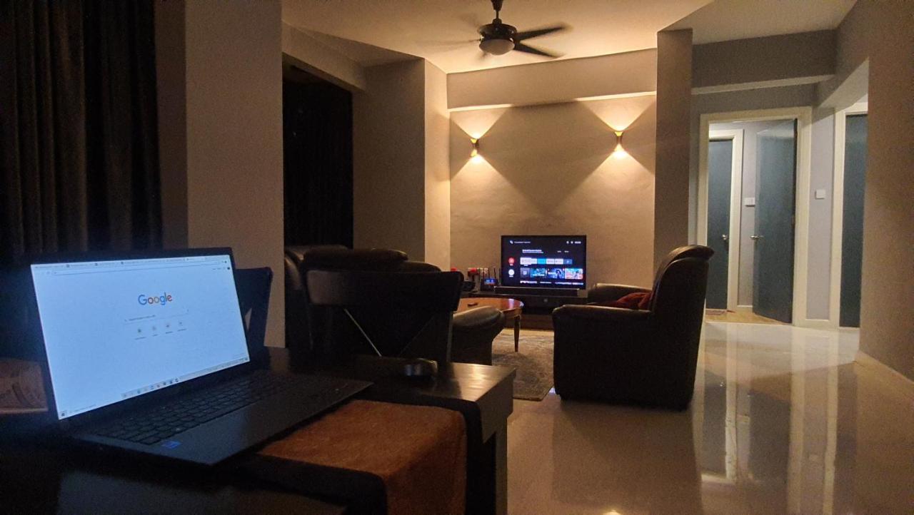 Homestay Jalan Tun Razak Walking Distance Ijn, Hkl, Mrt Station, Kpj, Perkeso, Bernama, Tabung Darah, Istana Budaya Куала-Лумпур Экстерьер фото